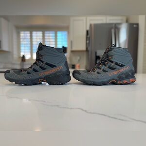 La Sportiva Ultra Raptor II Mid GTX Men’s Hiking Boot. 14 (US)/48 (EU)